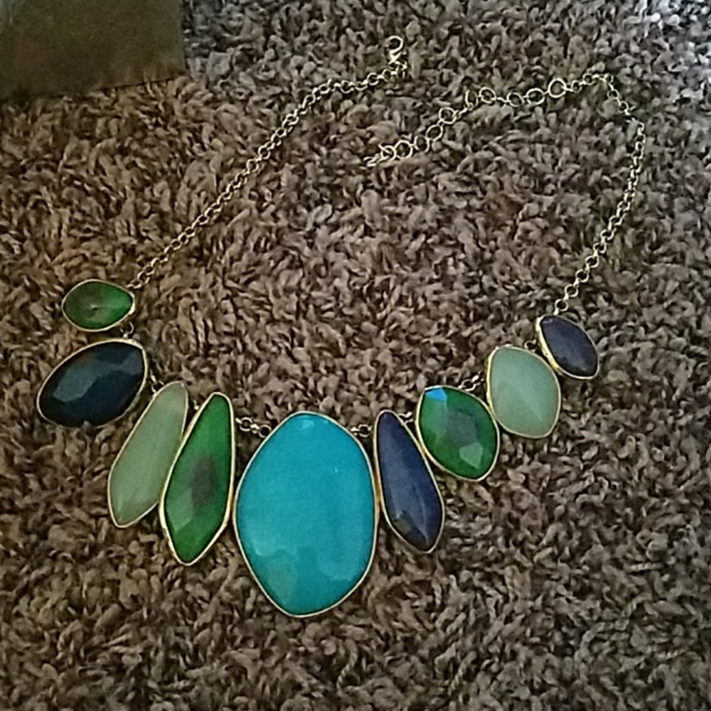 Stella and dot necklace